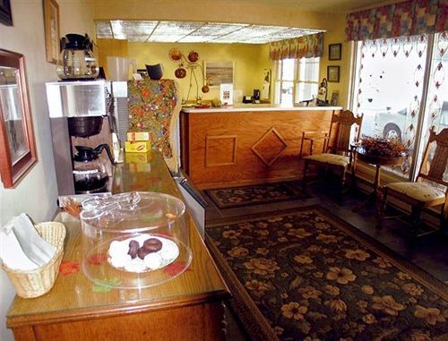 Continental Inn Cheboygan Ngoại thất bức ảnh
